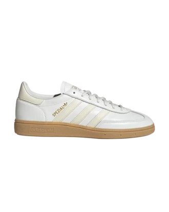 handball spezial 1 5 330x413 - Handball spezial
