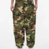 Star camo cargo pants (loose fit)